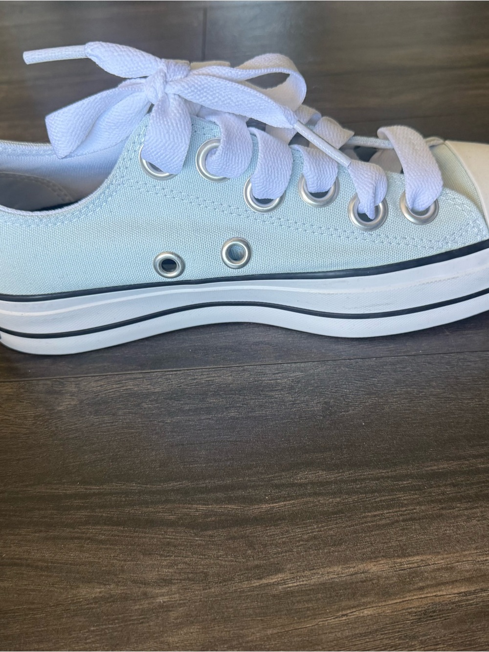 Converse Low Top Platform Sneakers in Light Blue - Picture 6 of 7